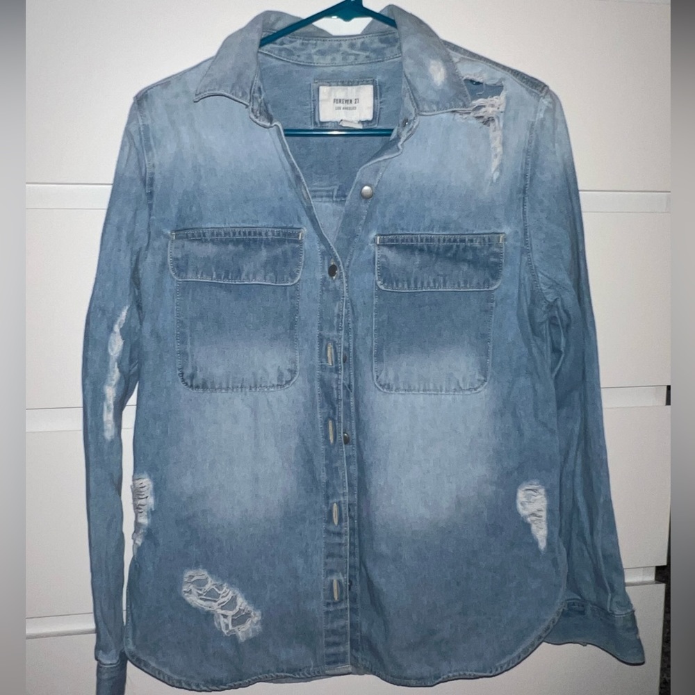 FOREVER 21 Jean Jacket/ Long-sleeve Button Up